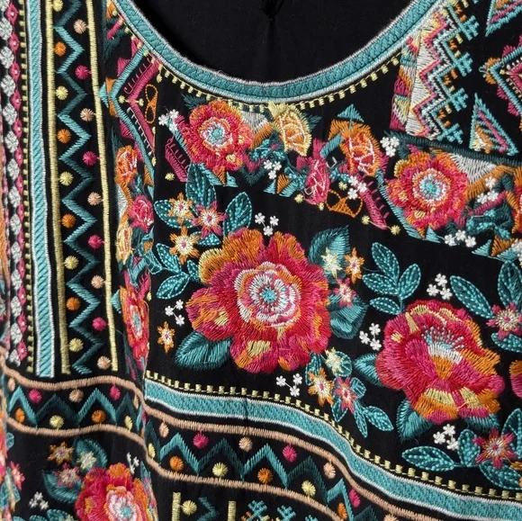 Savanna Jane Black Floral Embroidered Cap Sleeve Top Size Small - Picture 4 of 10